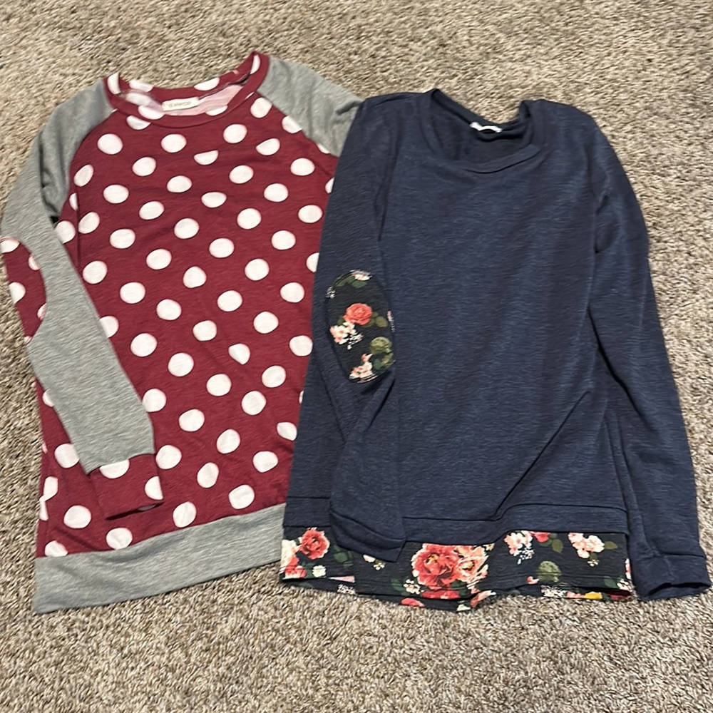 Set of 5 women’s boutique long sleeve shirts, size M
